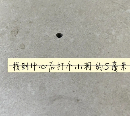 朔州瓷砖空鼓维修公司专业解答在瓷砖铺贴过程中，如果砂料搅拌不均匀，将会带来以下问题